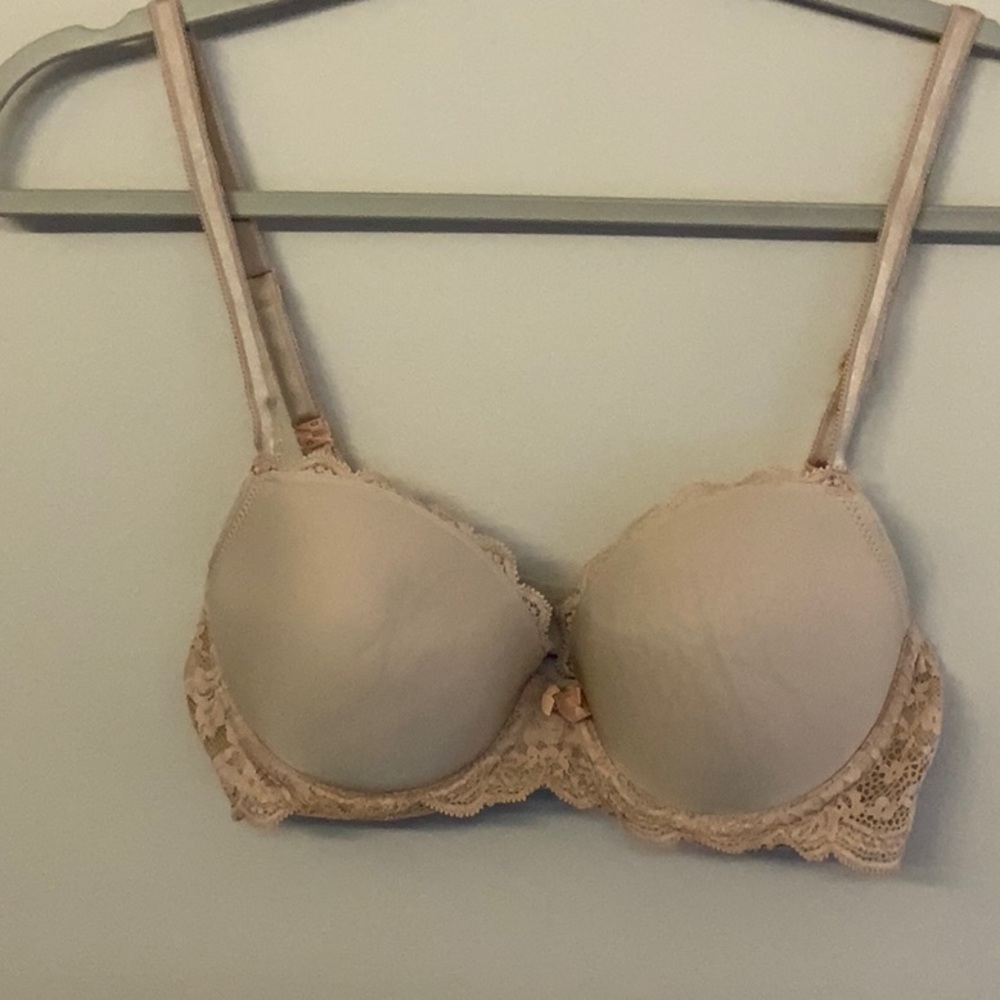 Victoria's Secret lined demi bra, beige, size 32D